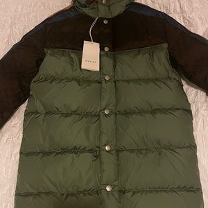 Gucci kids down jacket (brand New)